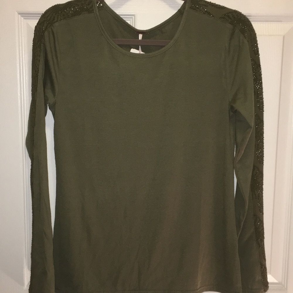 Olive green shirt with cool sleeves